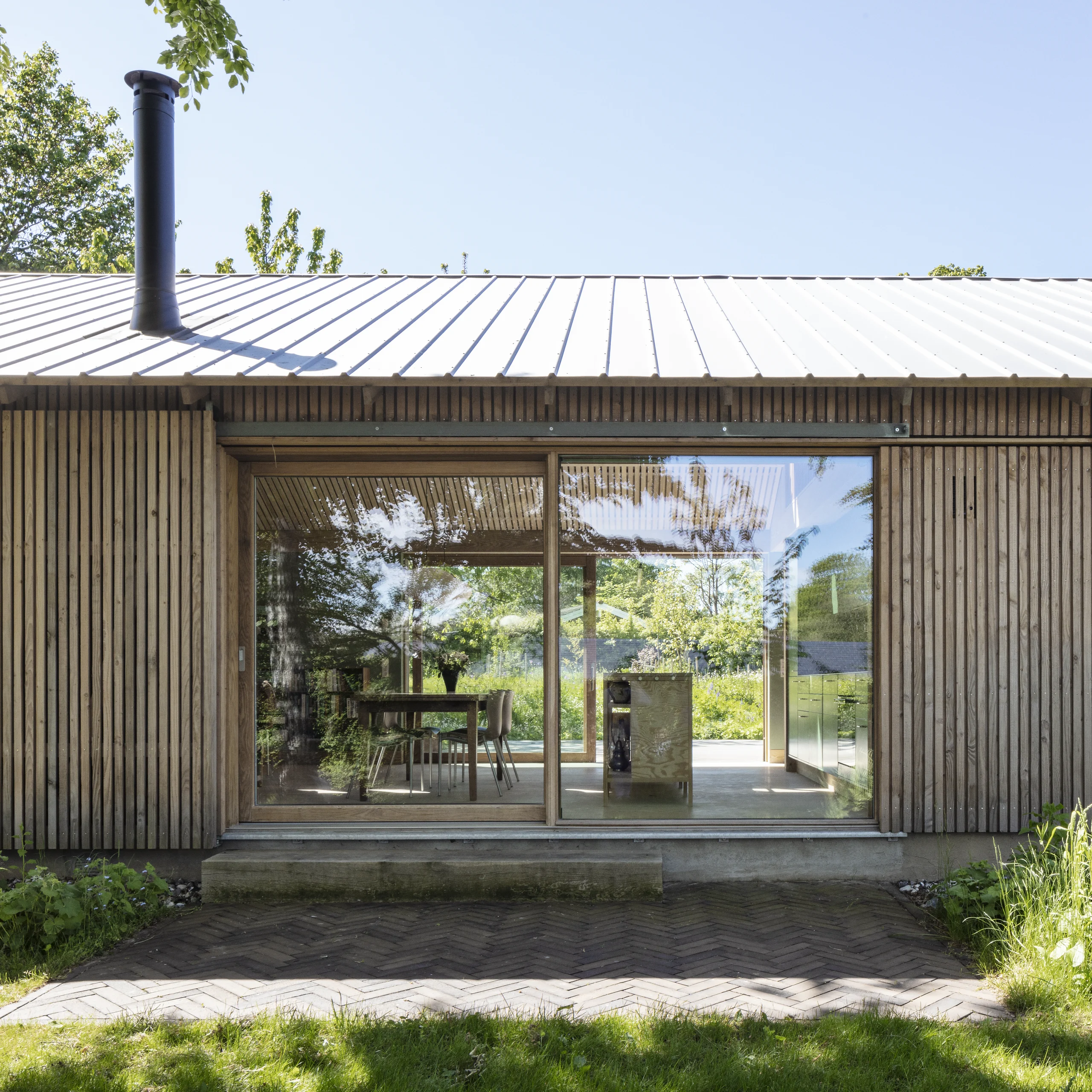 hus-3-square